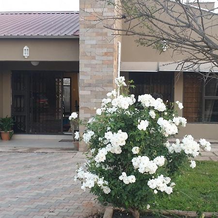 Villa Lombe, Off Great East Road, Silverest Silver Rest Esterno foto